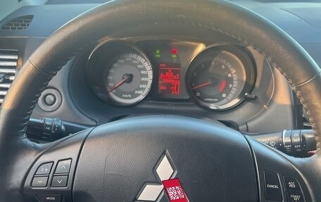 Mitsubishi Outlander III рестайлинг 3, 2008 год, 1 090 000 рублей, 14 фотография