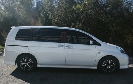 Toyota ISis I, 2012 год, 1 220 000 рублей, 5 фотография