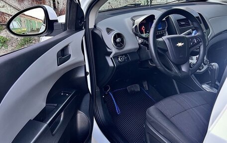 Chevrolet Aveo III, 2014 год, 978 000 рублей, 9 фотография