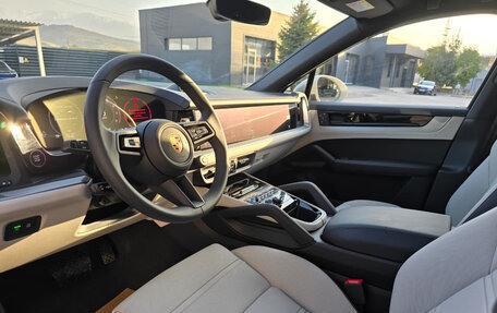 Porsche Cayenne III, 2025 год, 17 990 000 рублей, 11 фотография