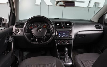 Volkswagen Polo VI (EU Market), 2017 год, 854 000 рублей, 6 фотография
