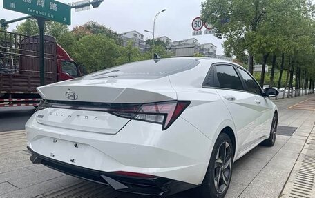 Hyundai Elantra, 2023 год, 1 280 000 рублей, 9 фотография