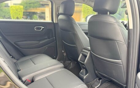 Honda Vezel, 2023 год, 1 900 000 рублей, 14 фотография