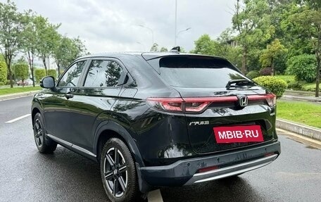 Honda Vezel, 2023 год, 1 900 000 рублей, 5 фотография