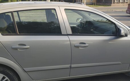Opel Astra H, 2008 год, 430 000 рублей, 2 фотография