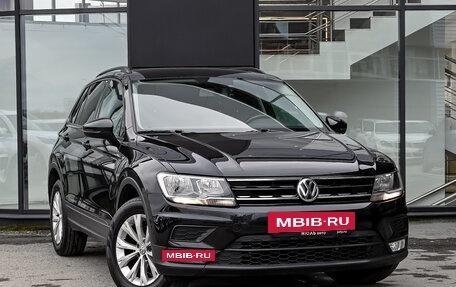 Volkswagen Tiguan II, 2017 год, 2 400 000 рублей, 3 фотография