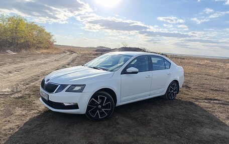 Skoda Octavia, 2019 год, 1 200 000 рублей, 4 фотография