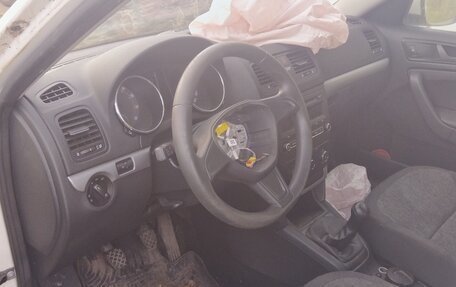 Skoda Yeti I рестайлинг, 2014 год, 400 000 рублей, 7 фотография