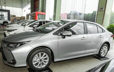 Toyota Corolla, 2025 год, 1 990 000 рублей, 5 фотография