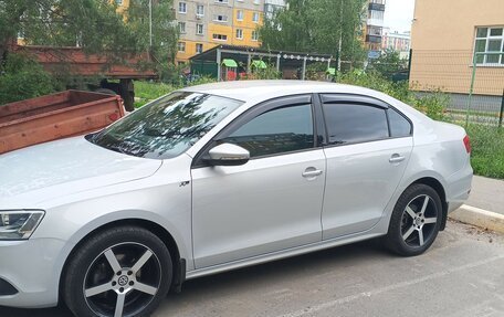 Volkswagen Jetta VI, 2012 год, 1 155 000 рублей, 14 фотография