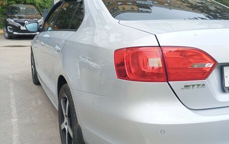 Volkswagen Jetta VI, 2012 год, 1 155 000 рублей, 4 фотография