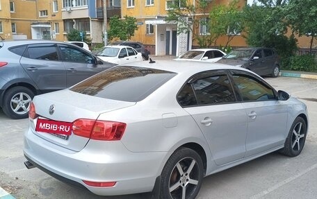 Volkswagen Jetta VI, 2012 год, 1 155 000 рублей, 12 фотография