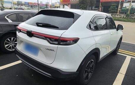 Honda Vezel, 2023 год, 1 861 000 рублей, 4 фотография