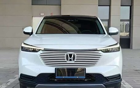 Honda Vezel, 2023 год, 1 800 000 рублей, 2 фотография