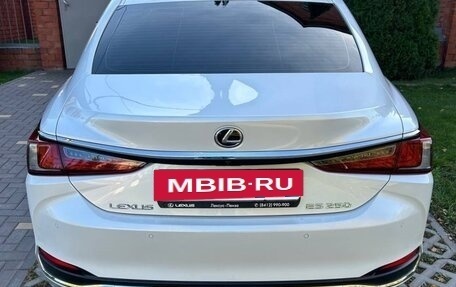 Lexus ES VII, 2022 год, 7 200 000 рублей, 5 фотография