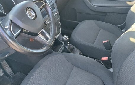 Skoda Yeti I рестайлинг, 2014 год, 1 300 000 рублей, 10 фотография
