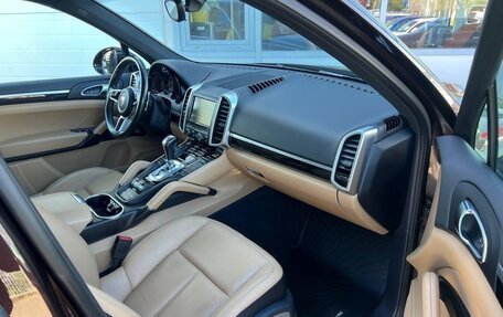 Porsche Cayenne III, 2016 год, 3 890 000 рублей, 7 фотография