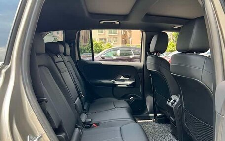 Mercedes-Benz GLB, 2021 год, 2 100 000 рублей, 13 фотография