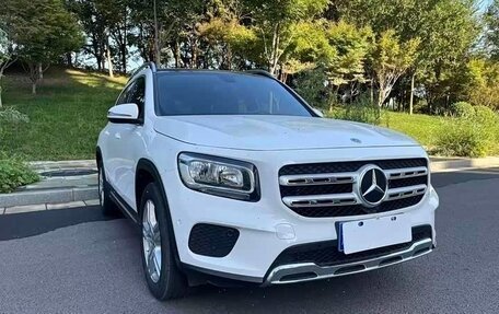 Mercedes-Benz GLB, 2021 год, 2 430 000 рублей, 1 фотография