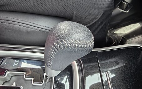 Mitsubishi Outlander III рестайлинг 3, 2019 год, 2 800 000 рублей, 17 фотография