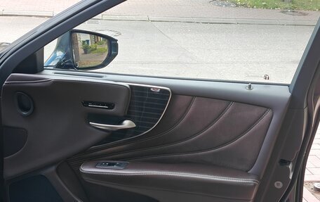Lexus LS IV, 2018 год, 4 200 000 рублей, 14 фотография