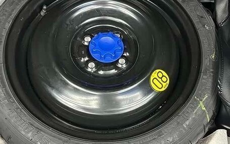 Toyota Yaris XP150 рестайлинг, 2022 год, 1 499 000 рублей, 14 фотография