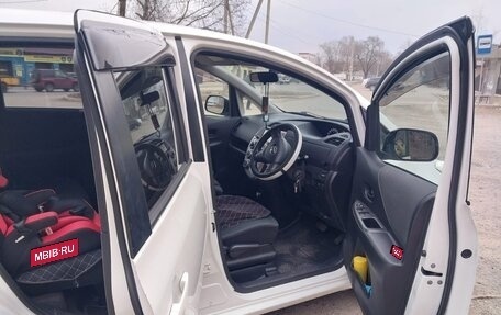 Toyota Ractis I, 2009 год, 565 000 рублей, 4 фотография