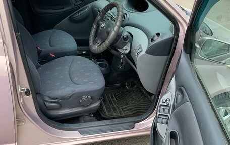 Toyota Vitz, 2002 год, 350 000 рублей, 8 фотография