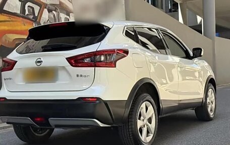 Nissan Qashqai, 2022 год, 1 900 000 рублей, 5 фотография