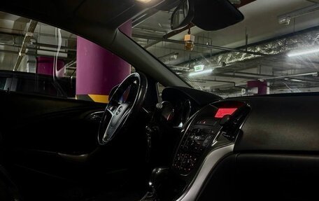 Opel Astra J, 2011 год, 840 000 рублей, 7 фотография