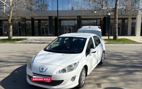 Peugeot 408 I рестайлинг, 2012 год, 740 000 рублей, 2 фотография