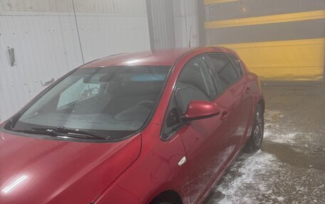 Opel Astra J, 2010 год, 606 000 рублей, 2 фотография