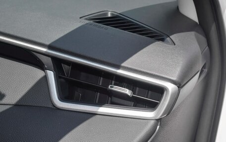 Toyota Corolla, 2025 год, 2 193 000 рублей, 33 фотография