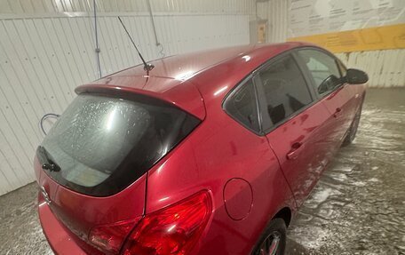 Opel Astra J, 2010 год, 606 000 рублей, 9 фотография