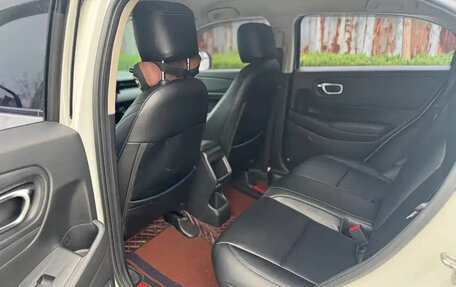 Honda Vezel, 2023 год, 1 400 000 рублей, 7 фотография