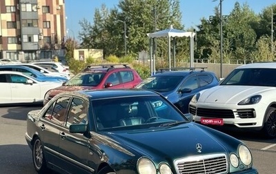 Mercedes-Benz E-Класс, 1998 год, 315 000 рублей, 1 фотография
