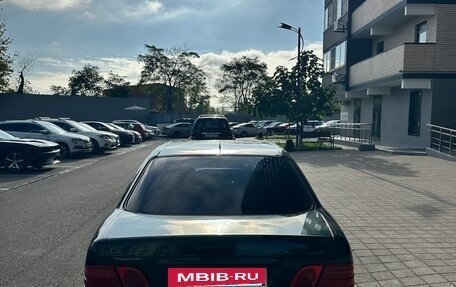 Mercedes-Benz E-Класс, 1998 год, 315 000 рублей, 6 фотография