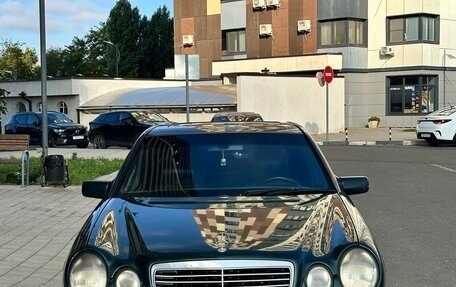 Mercedes-Benz E-Класс, 1998 год, 315 000 рублей, 4 фотография