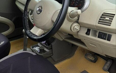 Nissan March III, 2002 год, 300 000 рублей, 12 фотография
