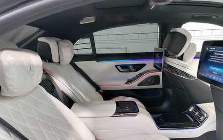 Mercedes-Benz S-Класс, 2024 год, 28 500 000 рублей, 27 фотография
