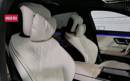 Mercedes-Benz S-Класс, 2024 год, 28 500 000 рублей, 22 фотография
