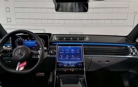 Mercedes-Benz S-Класс, 2024 год, 27 000 000 рублей, 5 фотография
