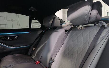 Mercedes-Benz S-Класс, 2024 год, 27 000 000 рублей, 18 фотография
