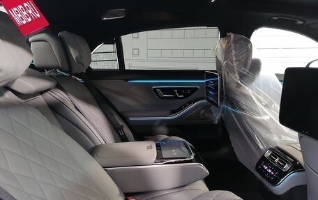 Mercedes-Benz S-Класс, 2024 год, 27 000 000 рублей, 20 фотография