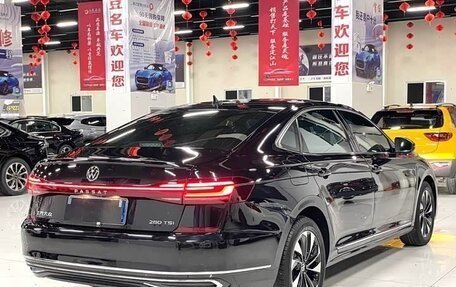 Volkswagen Passat B8 рестайлинг, 2021 год, 2 400 000 рублей, 6 фотография