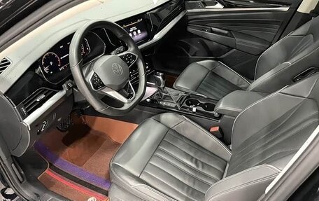 Volkswagen Passat B8 рестайлинг, 2021 год, 2 400 000 рублей, 11 фотография