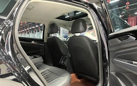 Volkswagen Passat B8 рестайлинг, 2021 год, 2 400 000 рублей, 13 фотография