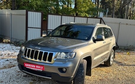 Jeep Grand Cherokee, 2012 год, 1 600 000 рублей, 2 фотография