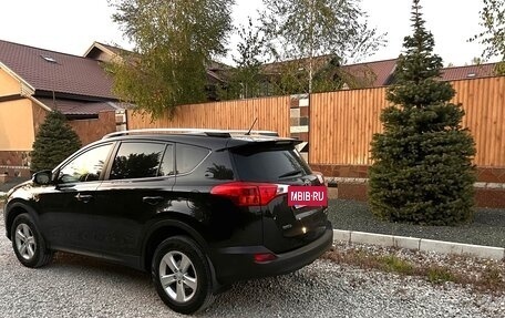 Toyota RAV4, 2014 год, 1 910 000 рублей, 3 фотография