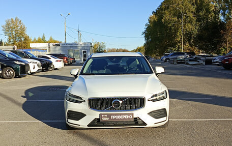 Volvo V60 II, 2018 год, 2 385 000 рублей, 2 фотография